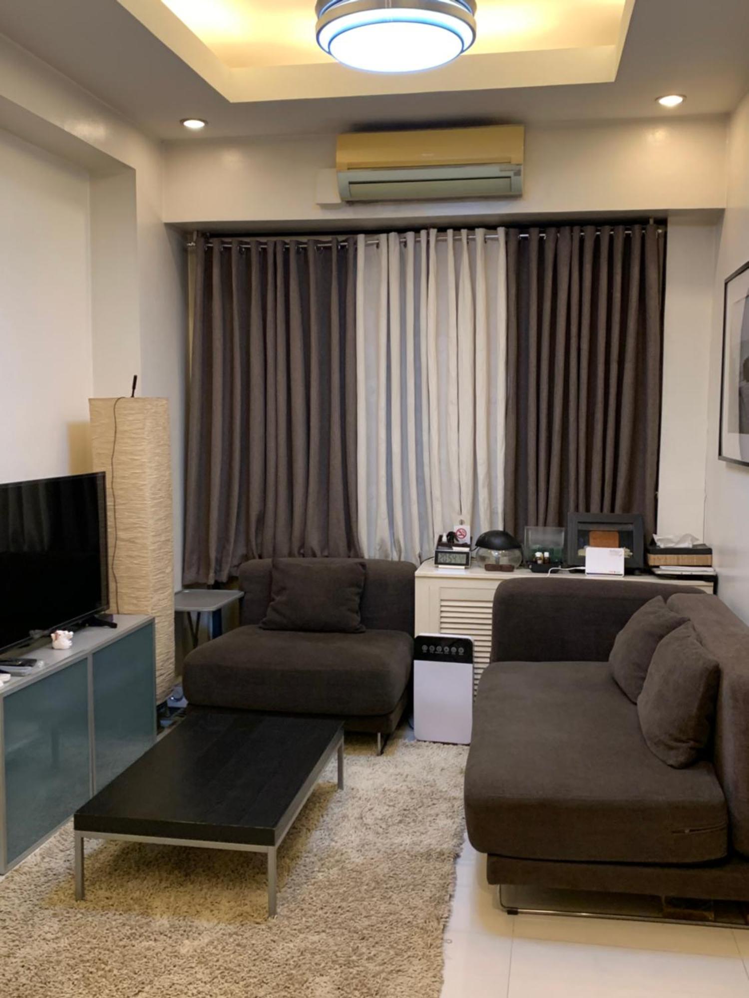 1Br Condo Above Eastwood Mall Manila