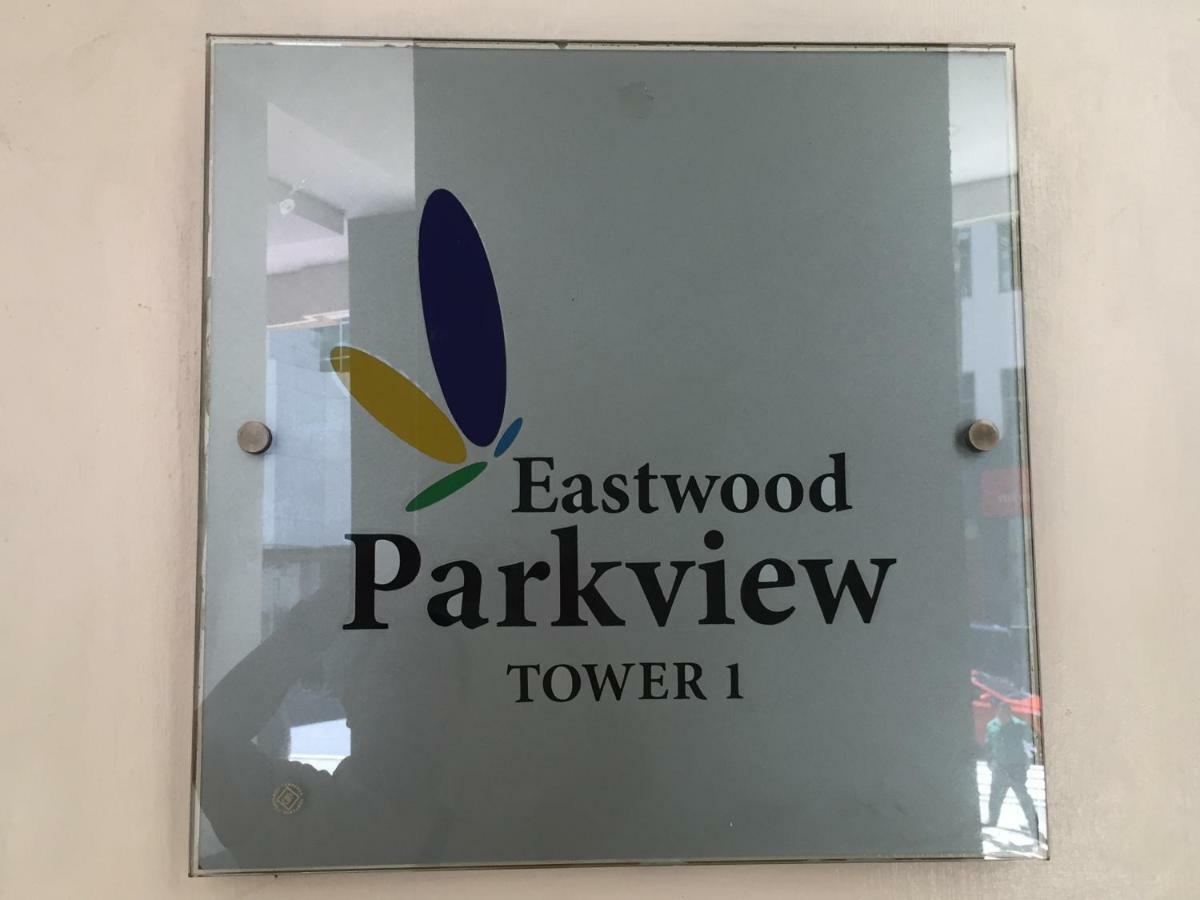 1Br Condo Above Eastwood Mall * Manila