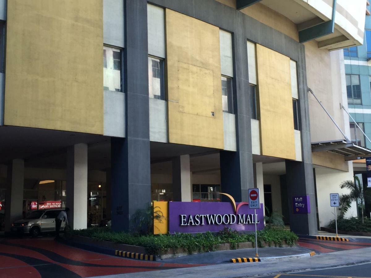 Apartment 1Br Condo Above Eastwood Mall Manila